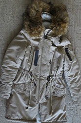 Отличная теплая куртка(парка), новая(не подошла по размеру), размер 42-4